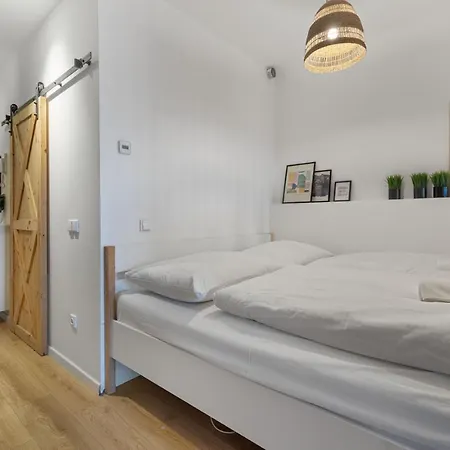 Lam Stadium 2 - Terrace * 브라티슬라바