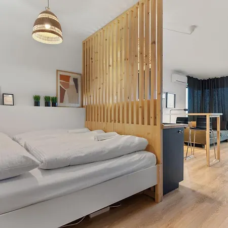 Lam Stadium 2 - Terrace 아파트 브라티슬라바